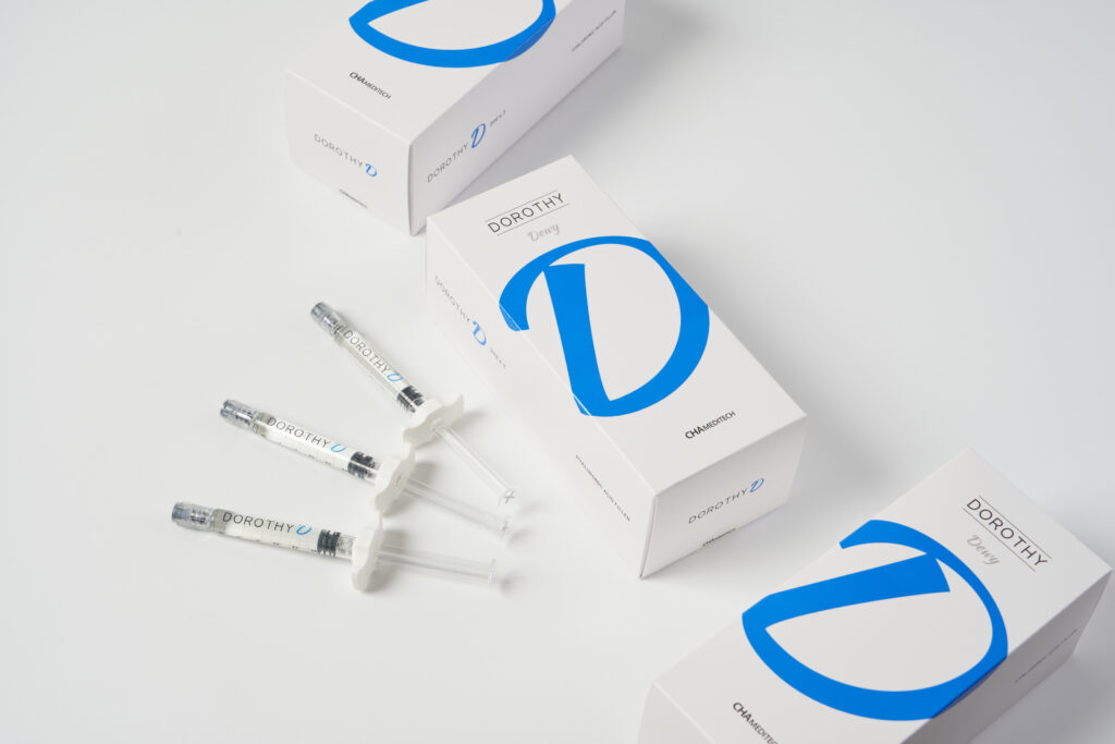 Dorothy Dewy Advanced Hydrobooster 3 x 3ml skin booster vials – advanced, lightly cross-linked formula for deep skin hydration and glow.