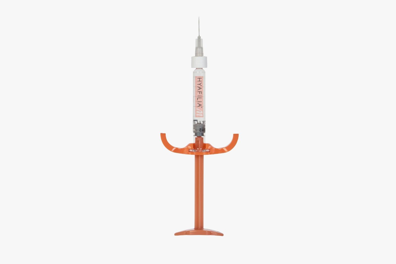 Hyafilia Mold Plus with Lidocaine syringe – precision dermal filler for lips, cheeks, and nasolabial folds with advanced hybrid HA technology.